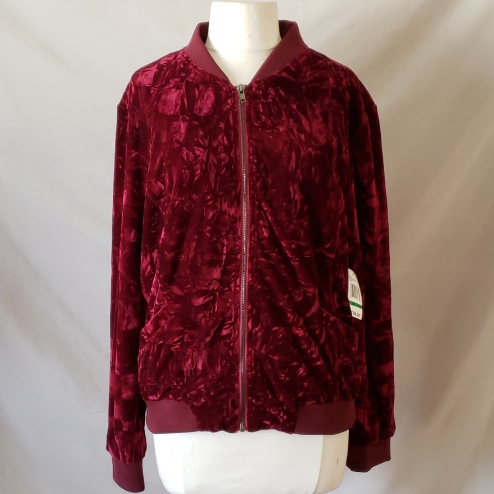 New Kensie Burgundy Velvet Jacket